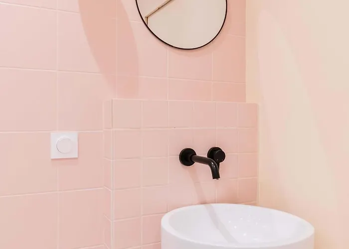 Apartment Luxueux Avec Salle De Bains De Reve 6p - Flat-guest